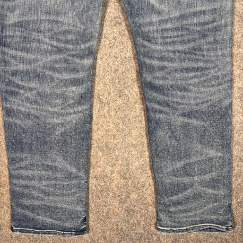 American Eagle Airflex+ Slim Jeans Mens 34x32 (35x31) Medium Blue Faded Whiskers